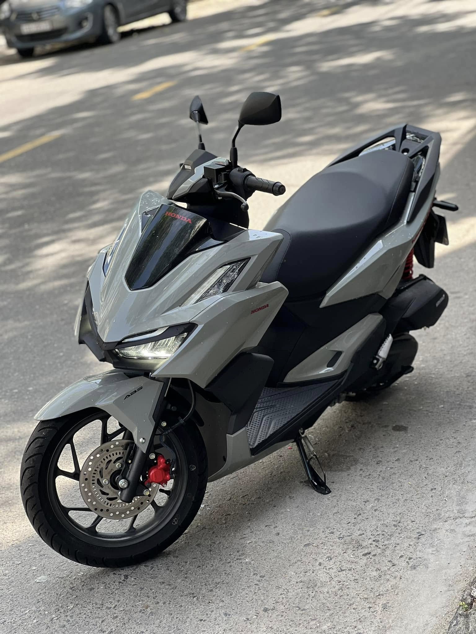 VARIO Black