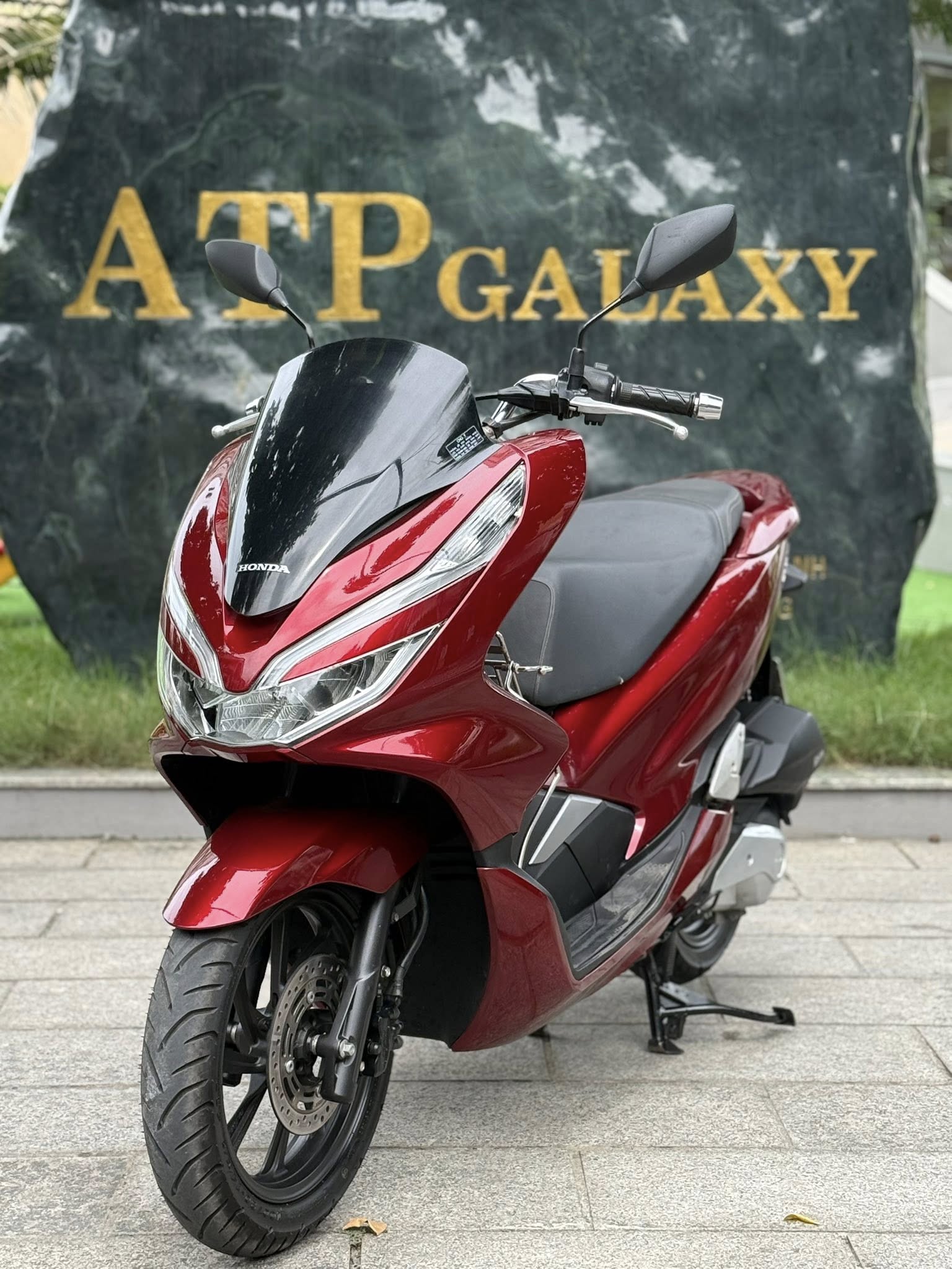Honda PCX 150 Gray