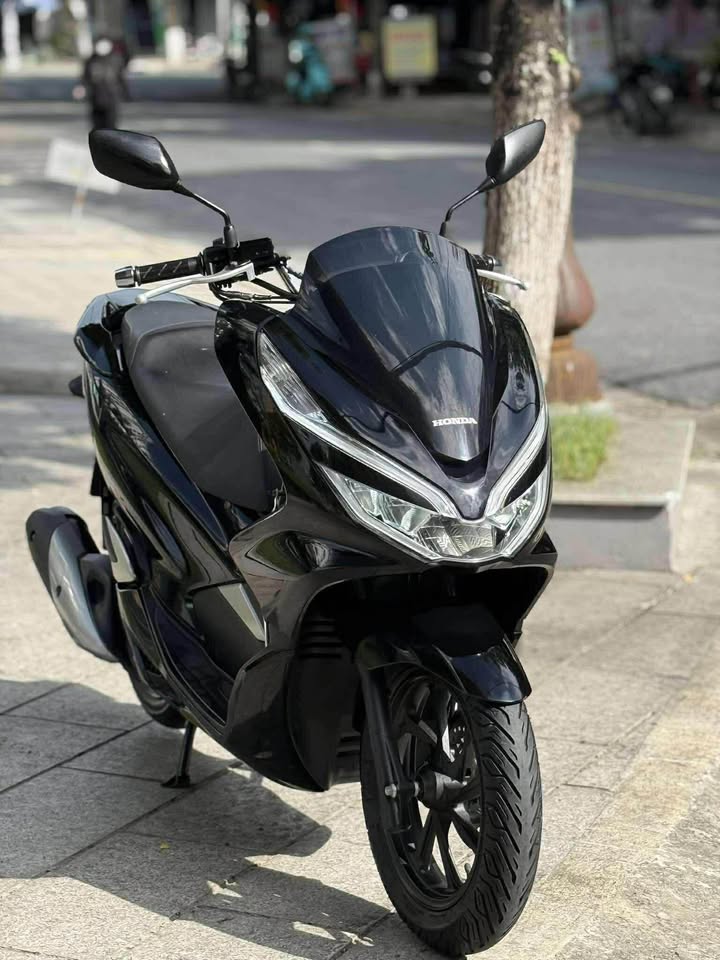 Honda PCX 150 Gray